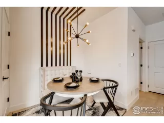 Photo #6: 1048912 Listing 