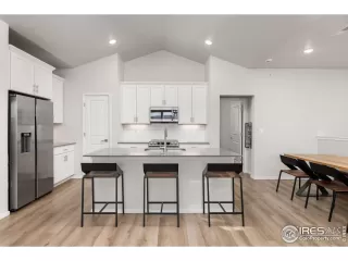 Photo #4: 1048923 Listing 