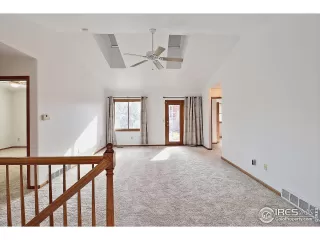 Photo #3: 1048941 Listing