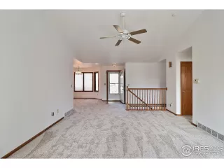 Photo #5: 1048941 Listing