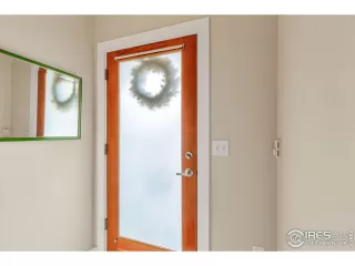 Photo #1: 1048977 Listing