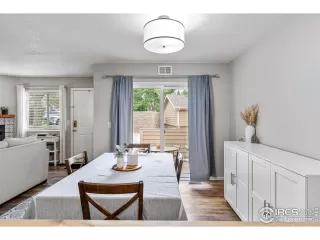 Photo #6: 1048993 Listing 