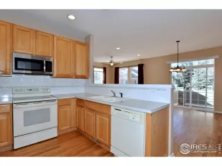 Photo #6: 1049120 Listing 