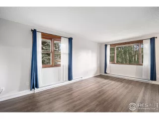 Photo #4: 1049134 Listing 