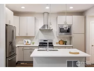 Photo #6: 1049137 Listing 