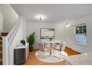 Photo #6: 1049158 Listing 