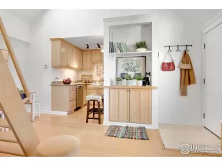 Photo #5: 1049183 Listing 