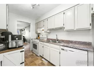 Photo #3: 1049250 Listing 