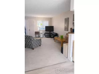 Photo #4: 1049269 Listing 