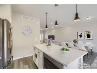 Photo #2: 1049321 Listing 