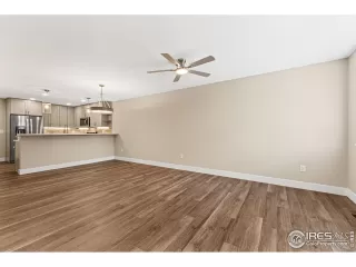 Photo #4: 1049327 Listing 