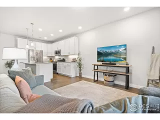 Photo #4: 1049493 Listing 