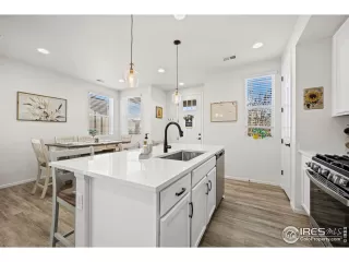 Photo #4: 1049521 Listing 