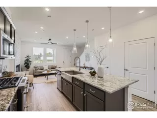 Photo #6: 1049548 Listing 