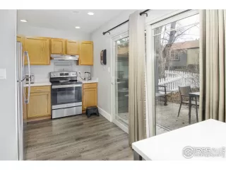 Photo #5: 1049553 Listing 