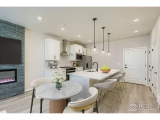 Photo #3: 1049556 Listing 