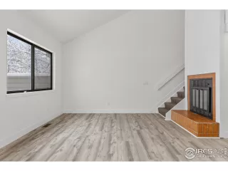 Photo #6: 1049601 Listing 