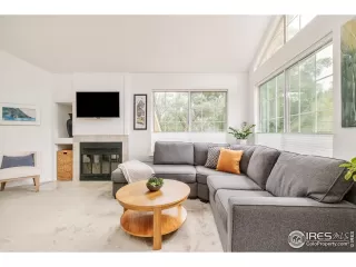 Primary Photo for MLS#: 1049692