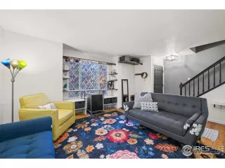 Photo #3: 1049707 Listing 