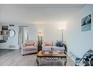 Photo #3: 1049747 Listing 