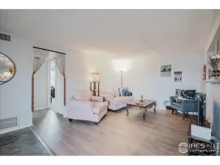 Photo #5: 1049747 Listing 