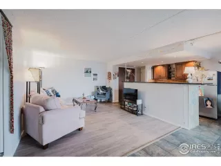 Photo #6: 1049747 Listing 