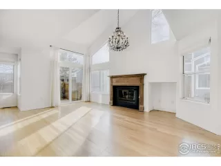 Photo #3: 1049824 Listing 