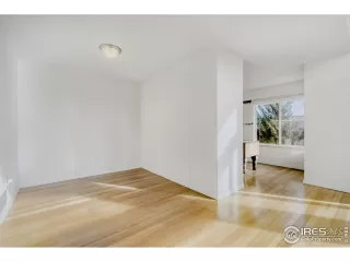 Photo #6: 1049824 Listing 