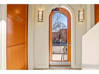 Photo #4: 1049832 Listing 