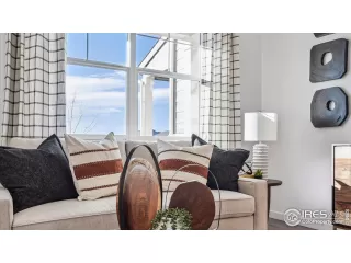 Photo #5: 1049867 Listing 