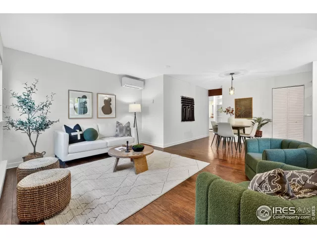 MLS: 1049927 Condo For Sale