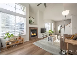 Photo #5: 1049955 Listing 