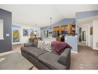 Photo #6: 1049958 Listing 