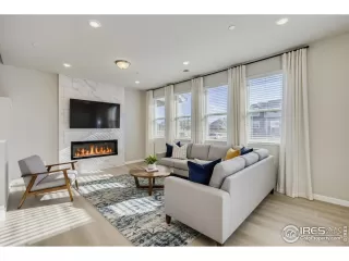 Photo #3: 1049988 Listing 