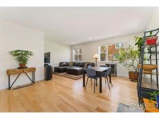 Photo #2: 1050005 Listing