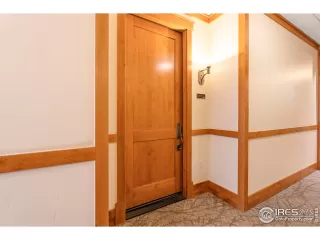 Photo #3: 1050021 Listing