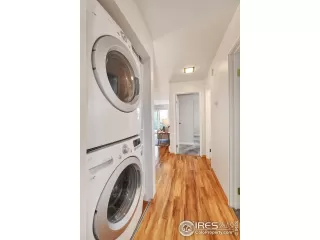 Photo #4: 1050022 Listing 