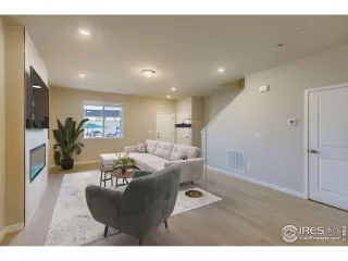 Photo #4: 1050072 Listing