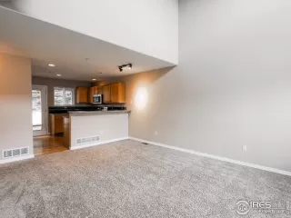 Photo #4: 1050077 Listing 