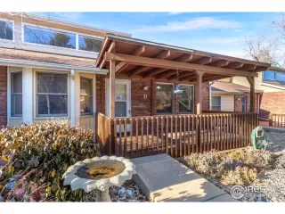 Photo #3: 1050211 Listing