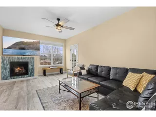 Photo #2: 1050313 Listing