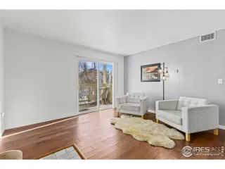 Photo #5: 1050410 Listing