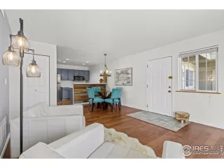 Photo #6: 1050410 Listing