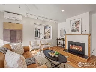 Photo #1: 1050422 Listing