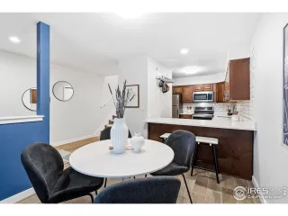 Photo #6: 1050484 Listing