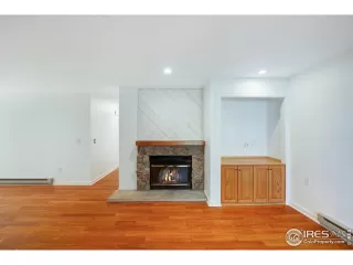 Photo #4: 1050517 Listing