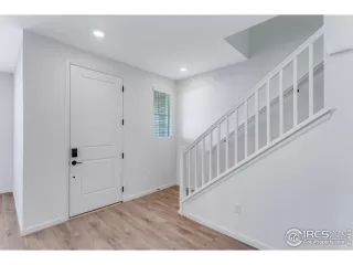 Photo #6: 1050543 Listing