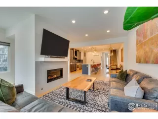 Photo #2: 1050582 Listing 