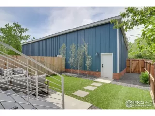 Photo #4: 1050582 Listing 