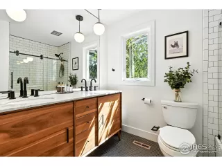 Photo #3: 1050584 Listing 